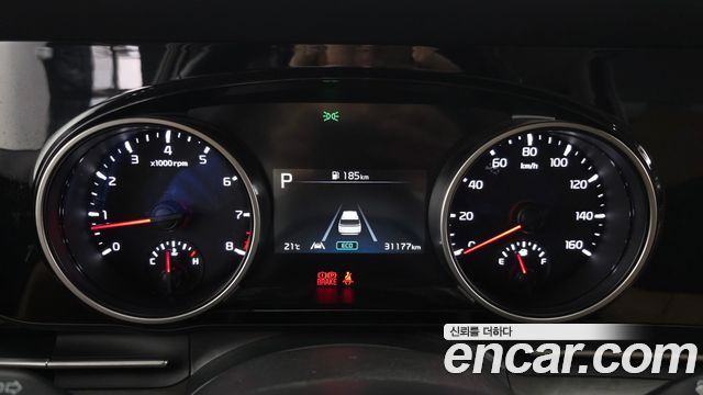 Kia Carnival (IV) Gasoline 11-Seater Prestige 2023 — фото 8