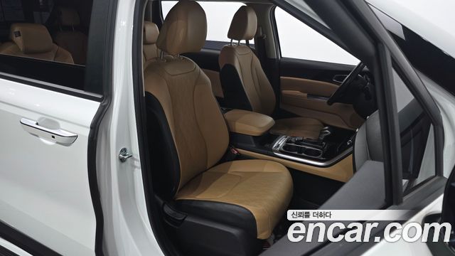 Kia Carnival (IV) Gasoline 11-Seater Prestige 2023 — фото 12