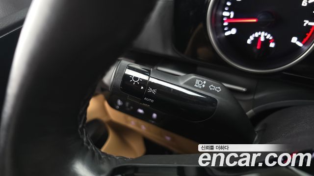Kia Carnival (IV) Gasoline 11-Seater Prestige 2023 — фото 31