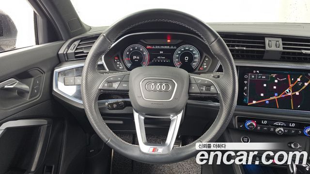 Audi Q3 (F3) 40 TFSI Quattro Premium Sport Back 2024 — фото 13