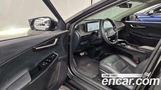 Kia EV6 Long Range Earth 2022 — фото 10