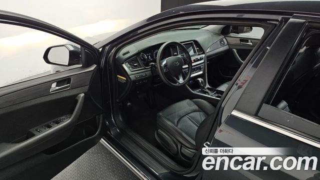 Hyundai Sonata New Rise Hybrid Smart 2018 — фото 11
