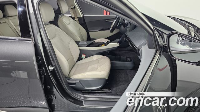 Kia EV6 Long Range Air 2022 — фото 10