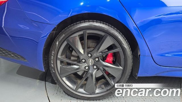 Genesis G70 Gasoline 2.0T 2WD 2023 — фото 5