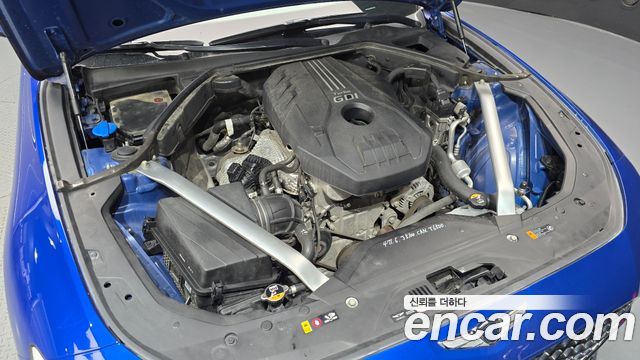 Genesis G70 Gasoline 2.0T 2WD 2023 — фото 6