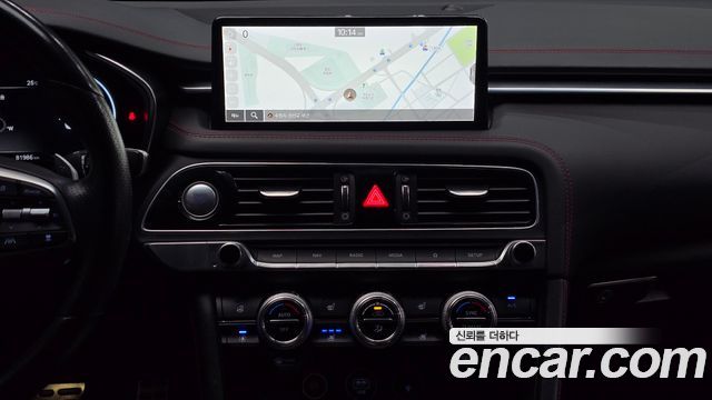Genesis G70 Gasoline 2.0T 2WD 2023 — фото 12