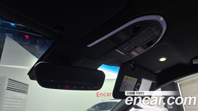 Genesis G70 Gasoline 2.0T 2WD 2023 — фото 18