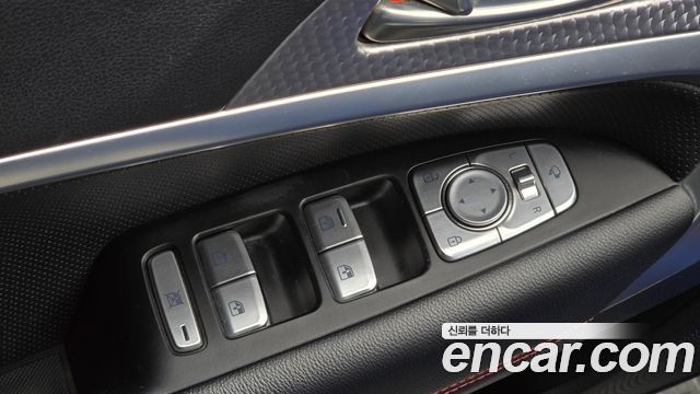 Genesis G70 Gasoline 2.0T 2WD 2023 — фото 27