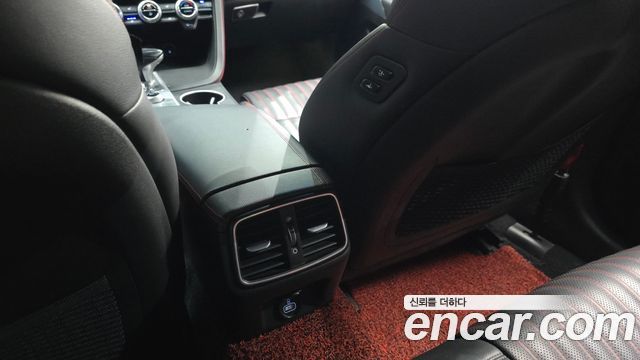 Genesis G70 Gasoline 2.0T 2WD 2023 — фото 32