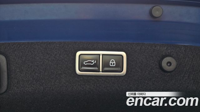 Genesis G70 Gasoline 2.0T 2WD 2023 — фото 33