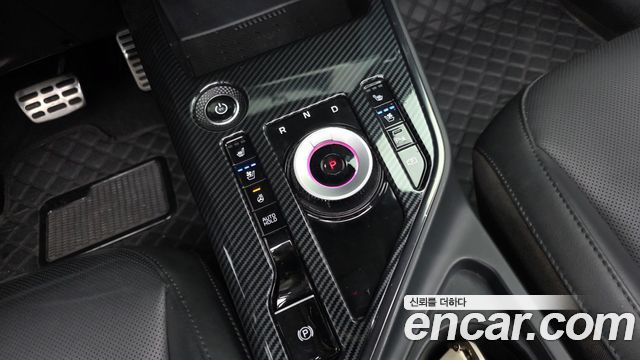 Kia Niro EV Earth 2023 — фото 9