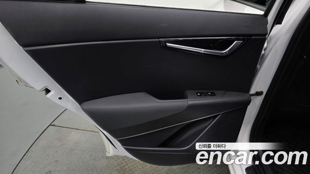 Kia Niro EV Earth 2023 — фото 25