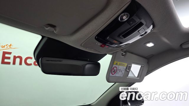 Kia Niro EV Earth 2023 — фото 34
