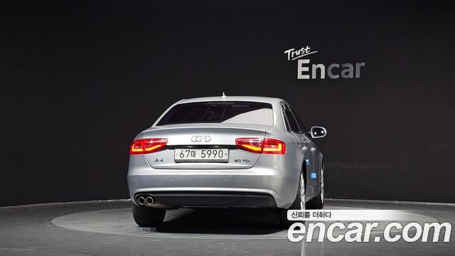 Audi A4 30 TDI Dynamic B8 2015 — фото 4