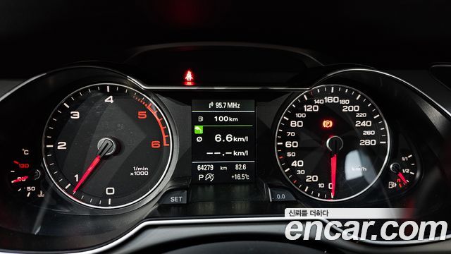 Audi A4 30 TDI Dynamic B8 2015 — фото 8
