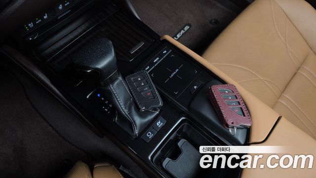 Lexus ES300h (VII) Luxury Plus 2021 — фото 9