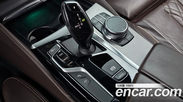 BMW 5 Series (G30) 530i xDrive M Sport Package Plus 2019 — фото 9