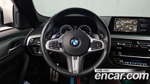 BMW 5 Series (G30) 530i xDrive M Sport Package Plus 2019 — фото 13
