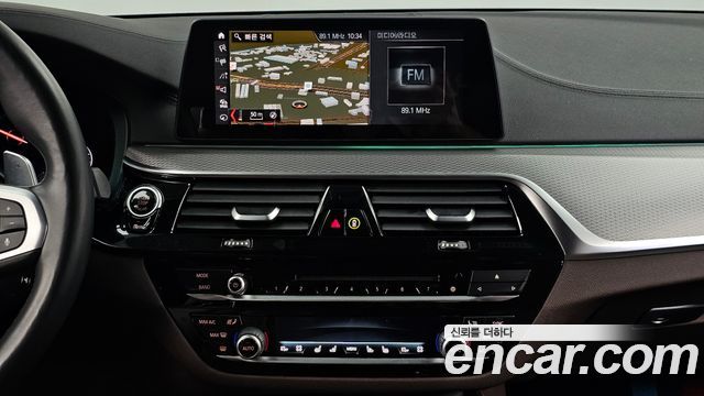BMW 5 Series (G30) 530i xDrive M Sport Package Plus 2019 — фото 14