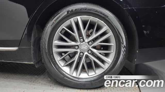 Hyundai Grandeur (IG) 3.0 LPi Modern (Rental Car) 2018 — фото 21