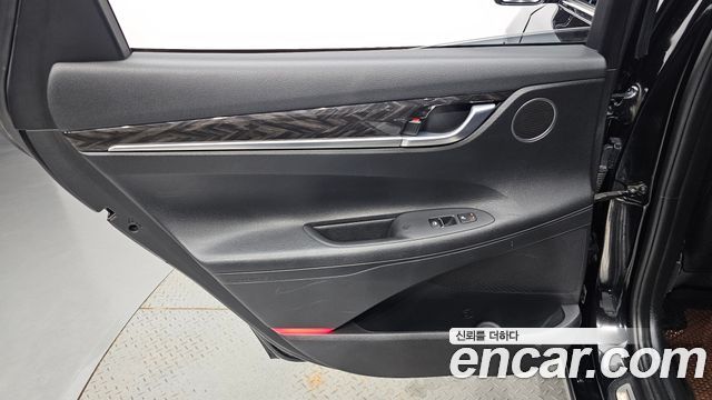 Hyundai Grandeur (IG) 3.0 LPi Modern (Rental Car) 2018 — фото 25