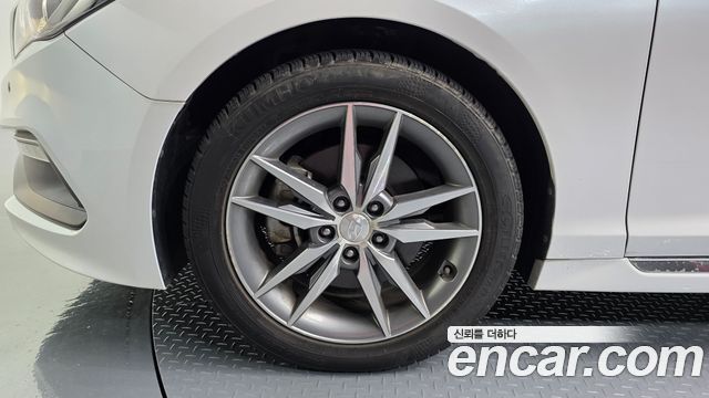 Hyundai Sonata (LF) 2.0 Turbo Exclusive 2016 — фото 5