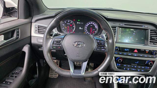 Hyundai Sonata (LF) 2.0 Turbo Exclusive 2016 — фото 13