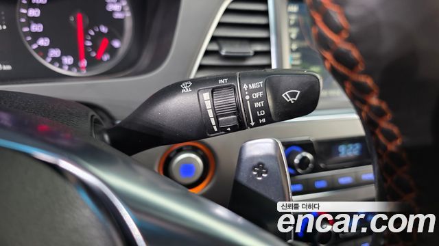 Hyundai Sonata (LF) 2.0 Turbo Exclusive 2016 — фото 29