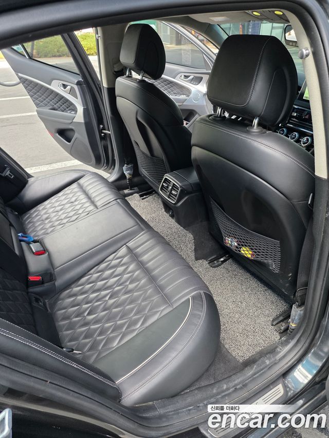 Genesis G70 2.2D AWD Elite 2020 — фото 8