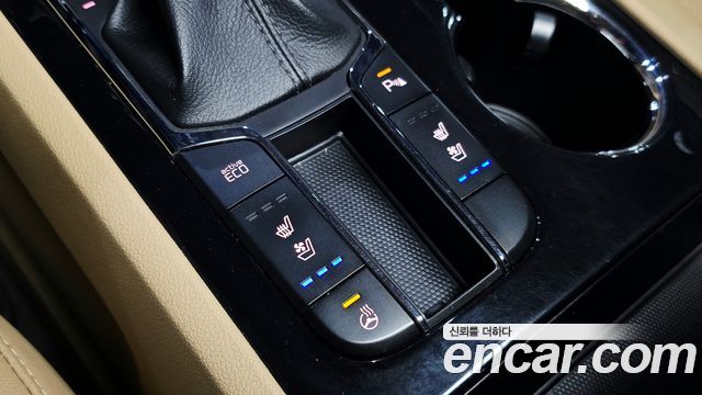Kia Carnival 9-Seater Prstige 2019 — фото 35