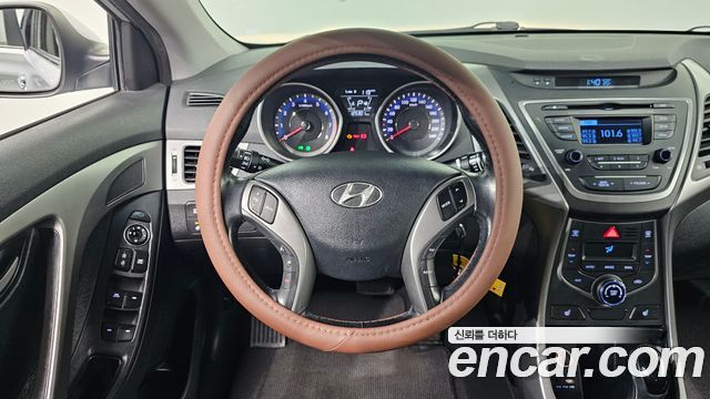Hyundai Avante 1.6 GDi Smart Standard 2014 — фото 12
