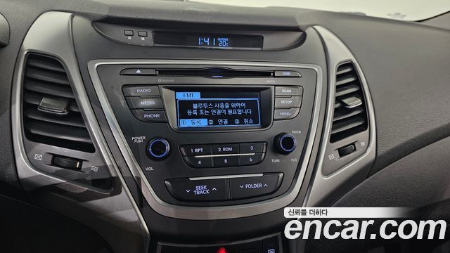 Hyundai Avante 1.6 GDi Smart Standard 2014 — фото 14