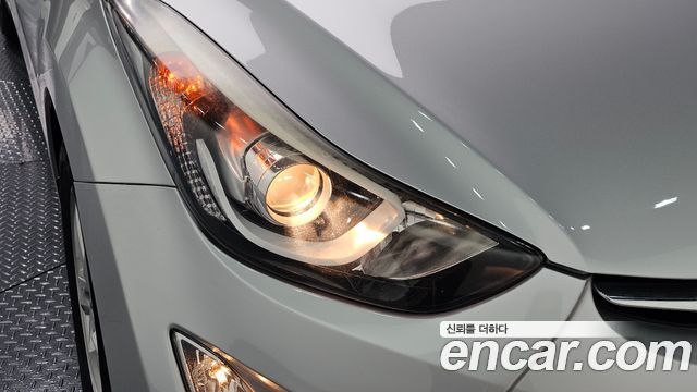 Hyundai Avante 1.6 GDi Smart Standard 2014 — фото 22