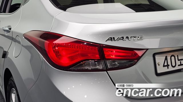 Hyundai Avante 1.6 GDi Smart Standard 2014 — фото 23