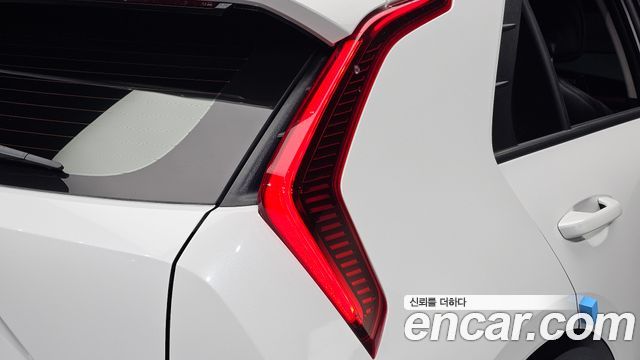 Kia Niro Signature 2026 — фото 23