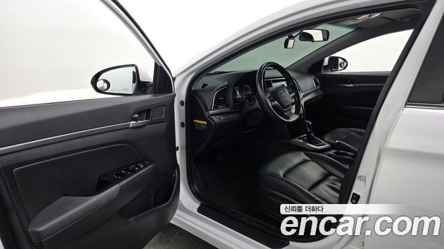 Hyundai Avante (AD) 1.6 GDI Modern special 2016 — фото 10