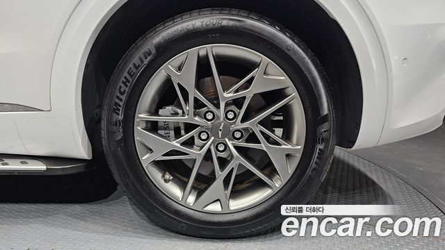 Genesis GV70 2.5T Gasoline AWD 2024 — фото 21