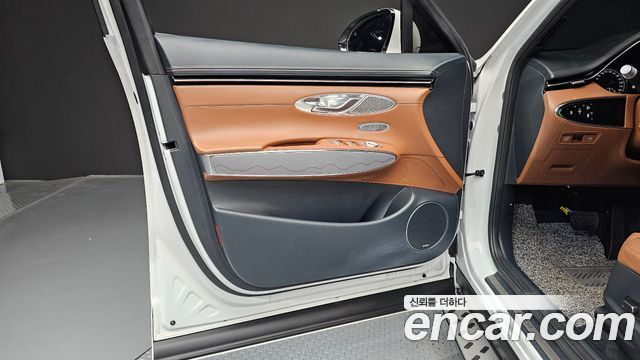 Genesis GV70 2.5T Gasoline AWD 2024 — фото 24