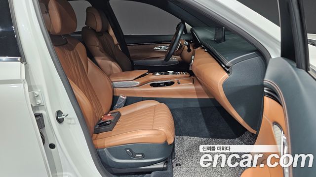 Genesis GV70 2.5T Gasoline AWD 2024 — фото 26