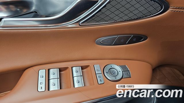 Genesis GV70 2.5T Gasoline AWD 2024 — фото 29
