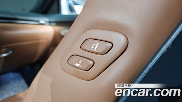 Genesis GV70 2.5T Gasoline AWD 2024 — фото 32