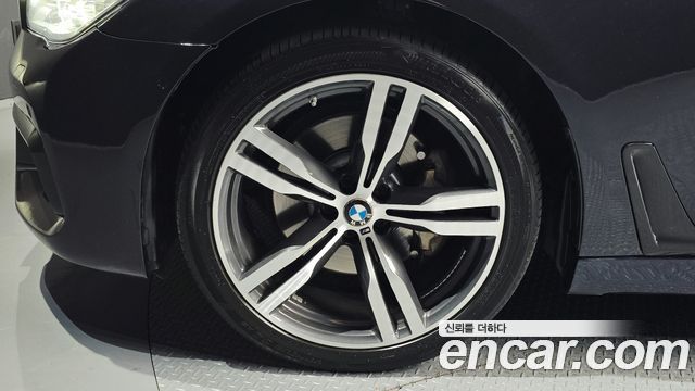 BMW 7 Series (G11) 730Ld xDrive M Sport 2017 — фото 5