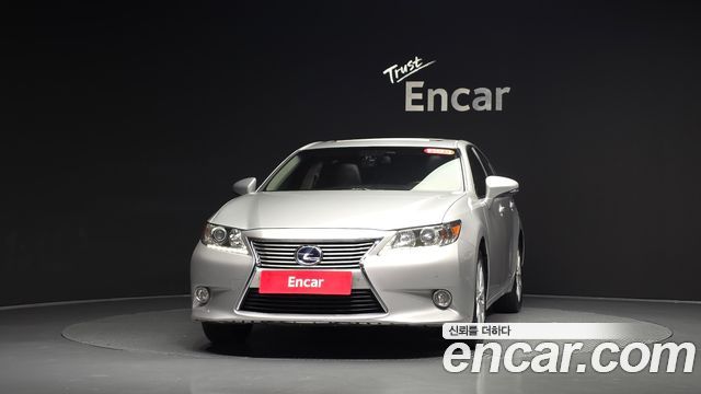 Lexus ES300h Supreme XV60 2013 — фото 3
