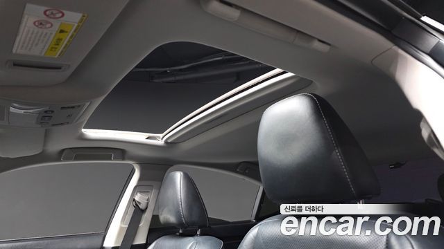 Lexus ES300h Supreme XV60 2013 — фото 18