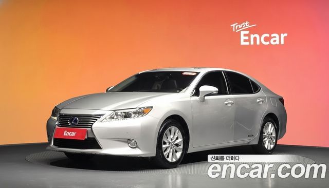 Lexus ES300h Supreme XV60