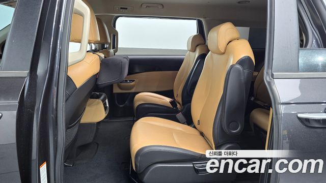 Kia Carnival (IV) Diesel 9-Seater Prestige 2021 — фото 11