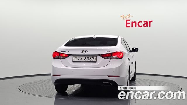 Hyundai Avante 1.6 VGT Modern Standard 2014 — фото 4