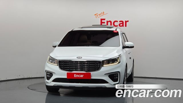 Kia Carnival 9-Seater Noblesse Special 2019 — фото 3