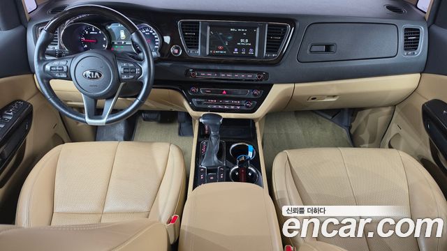 Kia Carnival 9-Seater Noblesse Special 2019 — фото 7