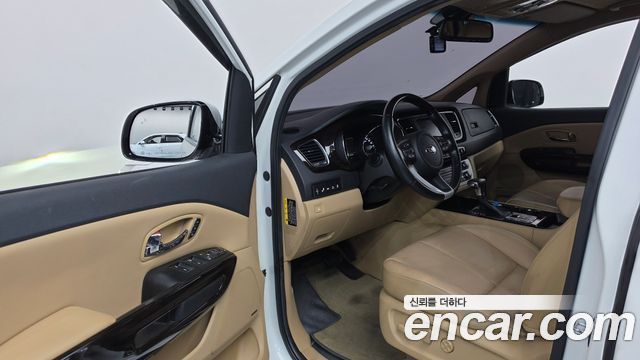 Kia Carnival 9-Seater Noblesse Special 2019 — фото 10